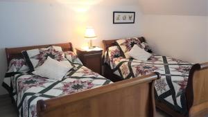 Zdjęcie z galerii obiektu Appartement avec terrasse, garage, au centre-ville de Perros-Guirec - Réf 950 w mieście Perros-Guirec