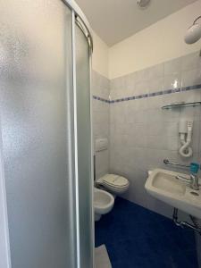 Koupelna v ubytování Hotel Till