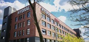 Budova, v ktorej sa apartmán nachádza + 8 fotografií