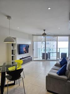 TV a/nebo společenská místnost v ubytování Apartamento en Panama y Punta Pacífica, Céntrico y Costa de Panamá