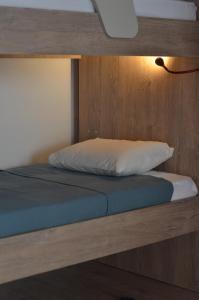 Een bed of bedden in een kamer bij ReStArt