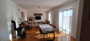Posedenie v ubytovaní Apartments Valiza III Large apartment - 3 bedrooms and parking space i Apartments Valiza IV
