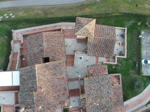 Letecký snímek ubytování Borgo Sant'Apollinare - Resort