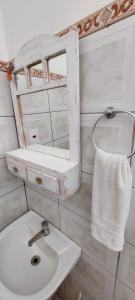 Ένα μπάνιο στο Suítes da Praça Tiradentes +31 φωτογραφίες