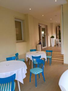 Restaurace v ubytování Marina Beach Suite Hotel