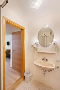 Koupelna v ubytování Hotel Garni Traube