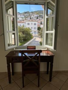 Gallery image of PERIVOLAKIA VIEW in Hydra