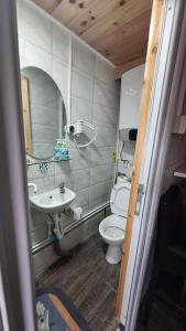 Koupelna v ubytování Apartman A&J 2 + 33 fotografií
