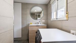 Koupelna v ubytování CARABELAS Levante beach apartment + 11 fotografií