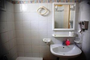 Koupelna v ubytování Villa Sofia + 27 fotografií
