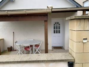 Balkón nebo terasa v ubytování Maison calme & paisible avec vue