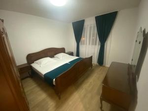 100m2 3chambres 5km du Carnaval de BASEL Free Wifi客房内的一张或多张床位