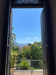 山景或在旅舍看到的山景