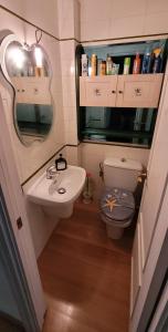Łazienka w obiekcie Semi-detached Adosado con Encanto -130 m2 - WiFi 600 Mb - Piscina Comunitaria - Patio Privado