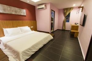 Televisi dan/atau pusat hiburan di JS Hotel