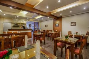 Istumisnurk majutusasutuses Eliana Ruby Hotel & Travel