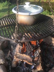Gril dostupný pro hosty v prázdninového domu