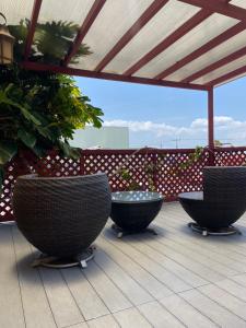 Ein Balkon oder eine Terrasse in der Unterkunft Hotel 1915 INN & SUITES