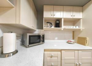 Virtuvė arba virtuvėlė apgyvendinimo įstaigoje 20% OFF Elegant Living Quarters