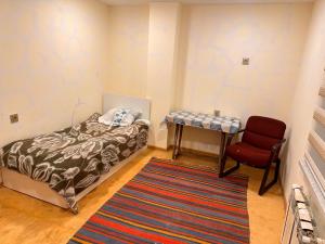 Giường trong phòng chung tại Sovet Hostel