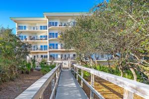 Hoone, kus puhkemaja asub