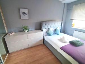 Giường trong phòng chung tại Central London rooms EC1V