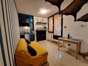 Kuchyňa alebo kuchynka v ubytovaní OlimpiApartment