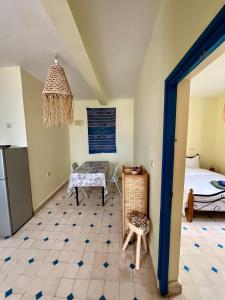 Photo de la galerie de l'établissement Appartement vue mer avec balcon, à Tamraght Ouzdar 21 autres photos