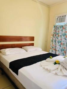 Transit Motel客房内的一张或多张床位