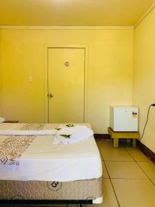 Transit Motel客房内的一张或多张床位