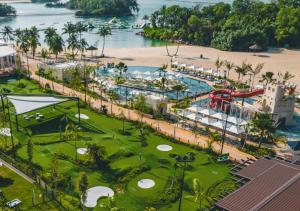 Πισίνα στο ή κοντά στο JEN Singapore Orchardgateway by Shangri-La