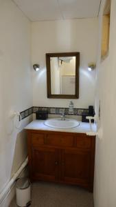 Un baño de Un grand gîte *** à Lavoûte-Chilhac