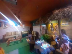 Fotografie z fotogalerie ubytování Cool Land Hot Hut Rooms & Restaurant v destinaci Nuwara Eliya