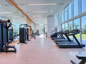 The fitness centre and/or fitness facilities at Remarkable 2BR+storage in JBR with Sea View