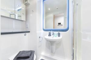 Koupelna v ubytování For Students Only - The Towpath in Chester + 18 fotografií