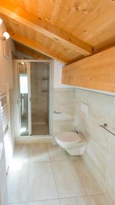 Kúpeľňa v ubytovaní Residence Fiegl + 31 fotografií