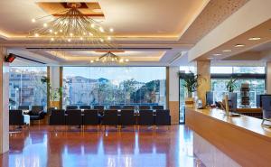The lobby or reception area at Hotel Samba Még 37 kép
