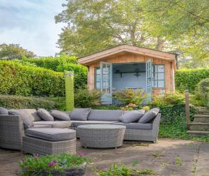 En have udenfor Llety Newport, Pembrokeshire