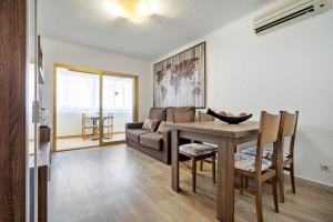 Posezení v ubytování Hauzify I Apartaments Reddis