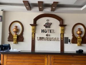 Certificato, attestato, insegna o altro documento esposto da Hotel de Universal