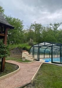 Fotografie z fotogalerie ubytování maison avec piscine v destinaci Illartein