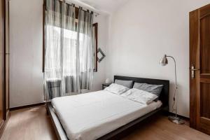 Posteľ alebo postele v izbe v ubytovaní Happy & Beautiful Flat in Central Milan + 6 fotografií