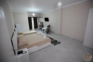 Postel nebo postele na pokoji v ubytování Colombo Residence Rooms