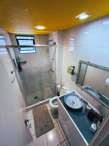 Et badeværelse på ap ateliê amarelo manga