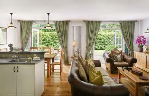 Photo de la galerie de l'établissement Old Stable Mews Castle Leslie, à Glaslough