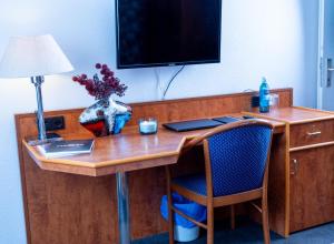 TV a/nebo společenská místnost v ubytování Hotel Rossija