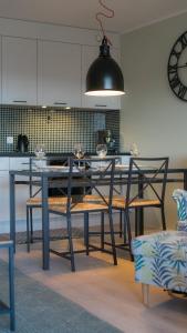 Kuchyň nebo kuchyňský kout v ubytování Apartview Bukowa III by Rent like home