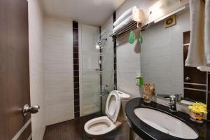 Koupelna v ubytování Click Hotel Yuvraj