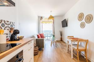 Dining area sa apartment