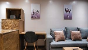 A seating area at Sunflower Residence Victoria Island